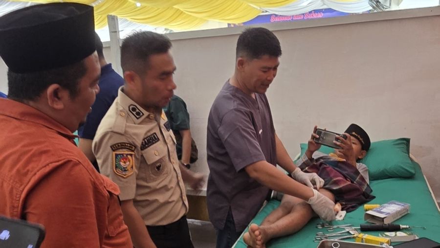 103 Perseta Ikuti Khitanan Massal PT Socfindo Kebun Pamienke,  Wabup Labura Apresiasi Komitmen CSR