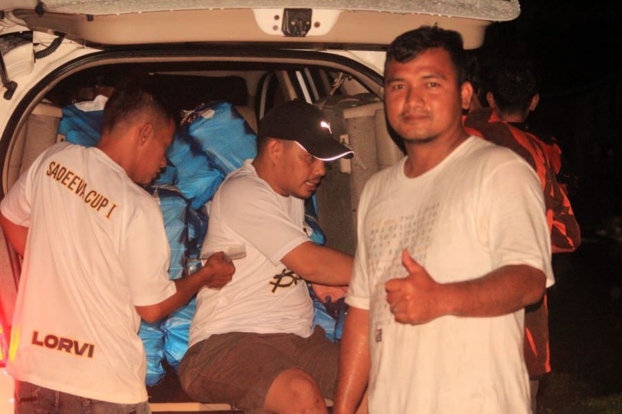 Aksi Sosial, PT Sadeeva Beri Bantuan 600 Nasi Kotak Korban Banjir