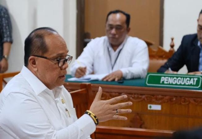 Bela Partibi Lama.!! Junimart Girsang Datang ke PN Kabanjahe