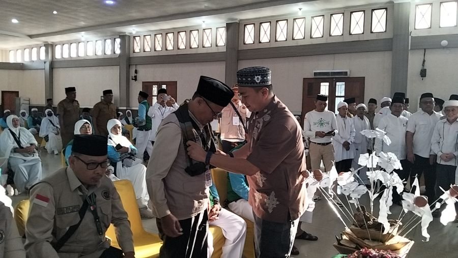 Bupati Labura Lepas 118 Calon Jamaah Haji, Tekankan Disiplin dan Niat Ibadah