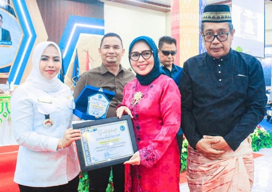 Dies Natalis ke 28, Bupati Hj Maya Dorong ULB Perkuat Inovasi dan Cetak SDM Berdaya Saing Global
