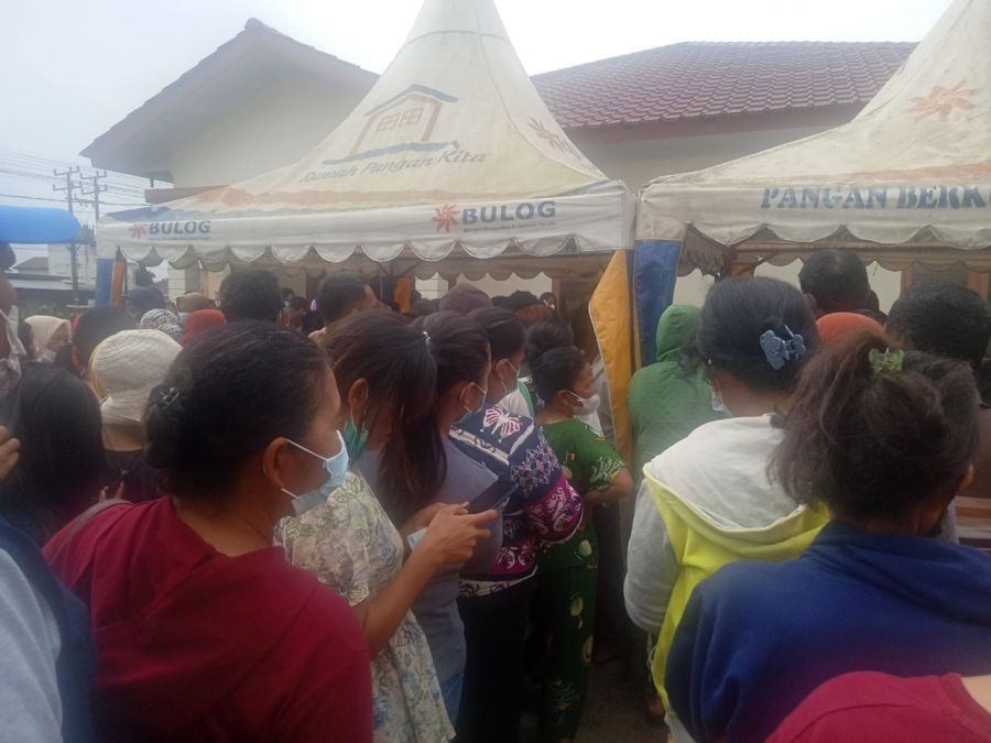 Dinas Perindustrian dan Perdagangan Kabupaten karo Adakan Pasar Murah
