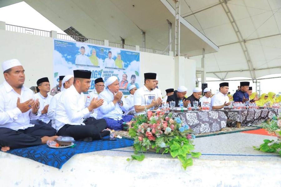 Jelang Hari Jadi ke 18, Pemkab  Labura  Gelar Tabligh Akbar dan Doa Bersama di Alun-alun