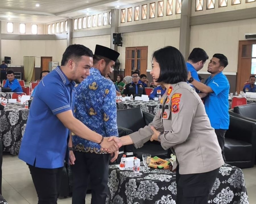 Kapolsek Kualuh Hulu  AKP Citra Yani Br Barus Hadiri Musda V KNPI Labura di Aula Dwi Syukur
