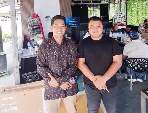 Ketua Senkom Serdang Bedagai Berikan Ucapan Selamat Grand Opening Cemara Coffee