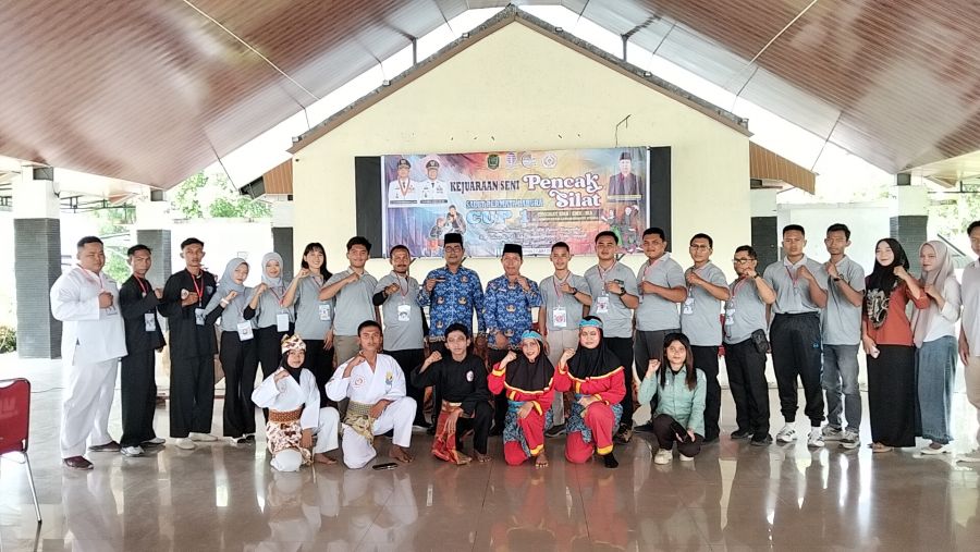 Sambut HUT Labura, MAN 2 Kusel Sabet Dua Trofi di Kejuaraan Pencak Silat Salut Permata Labura Cup I