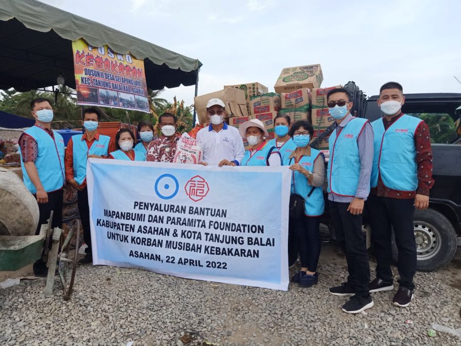 Mapanbumi dan Paramita Foundation kabupaten Asahan Beri Bantuan Korban Kebakaran di Tanjung Balai