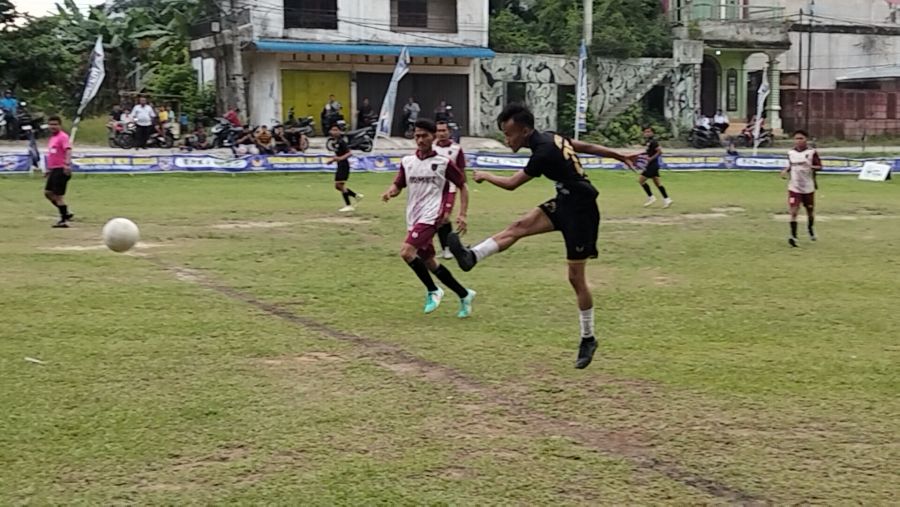 Menang Tipis 1-0, Repalis FC Kunci Juara Grup C Usai Taklukkan Tanjung Pasir di Turnamen Nasdem Cup