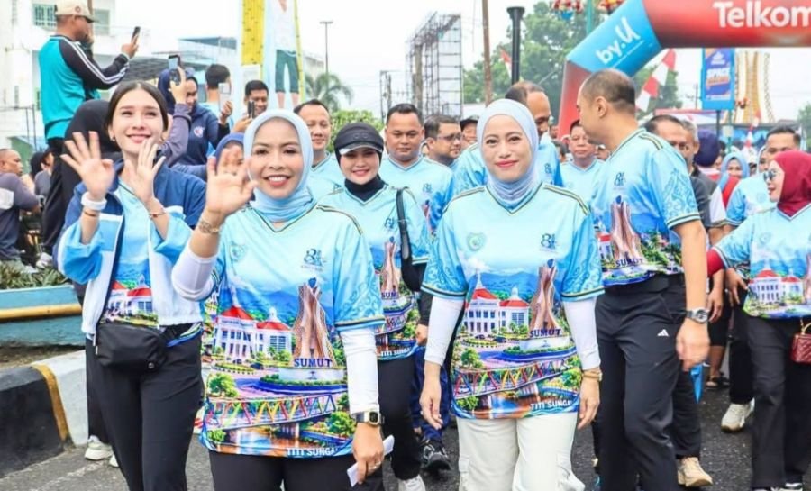 Meriahkan Hari Jadi ke 81, Ribuan Masyarakat Labuhanbatu Ikuti Jalan Santai