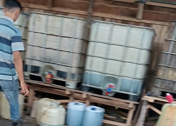 Oknum ASN Labura Diduga Timbun dan Jual BBM Pertalite Secara Ilegal
