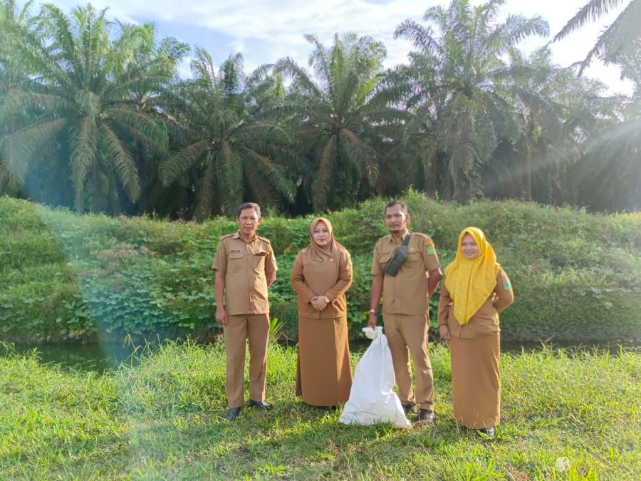 Pemkab Labura Lepas 3000 Ekor Benih Ikan  Nila