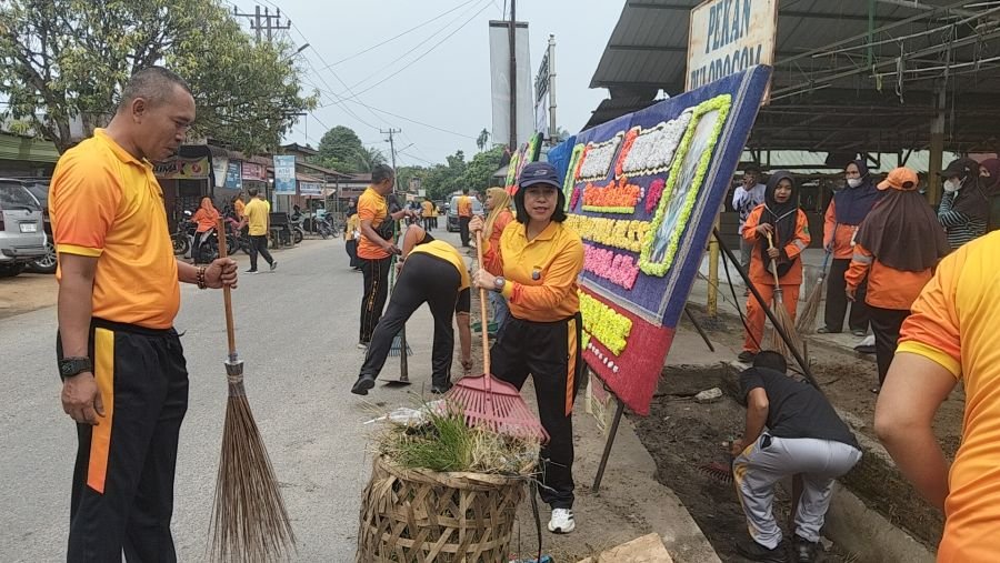 Polres Labuhanbatu Bersama Polsek Kualuh Hulu dan Pemkab Labura Gelar Gerakan Asri