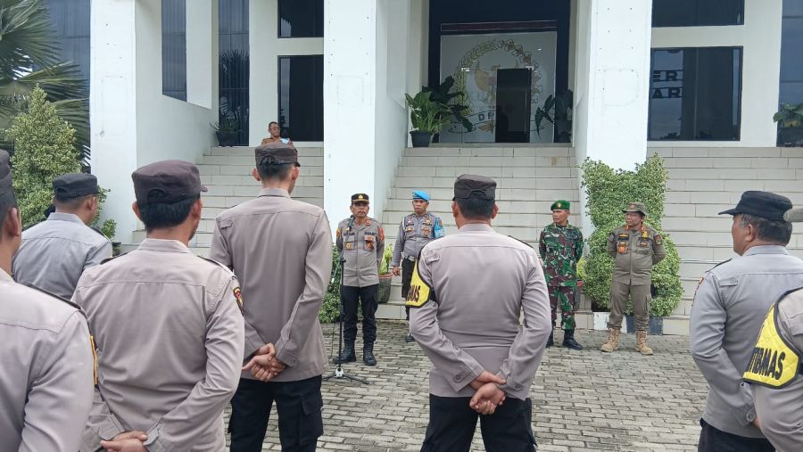 Ratusan Personel Gabungan Amankan Gedung DPRD Labura, Kapolsek AKP Nelson : Kesiapsiagaan Aparat