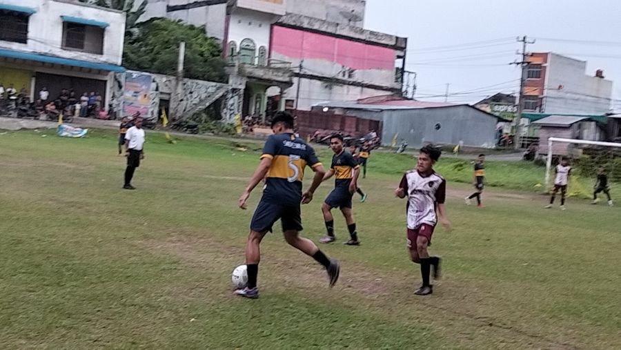 Sadeeva FC Lolos sebagai Juara Grup D Usai Taklukkan Putra Muda Jaya 7-2 di Piala Tri Novi Sitorus