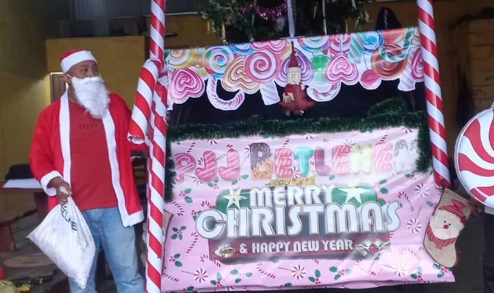 Sambut Natal, PJJ Betlehem Hias Mobil Karnaval