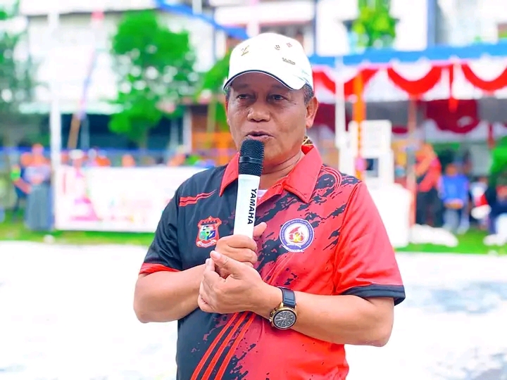 Serahkan Tropi Juara Umum, Waris Thalib Resmi Menutup Popkot Tanjung Balai Tahun 2023