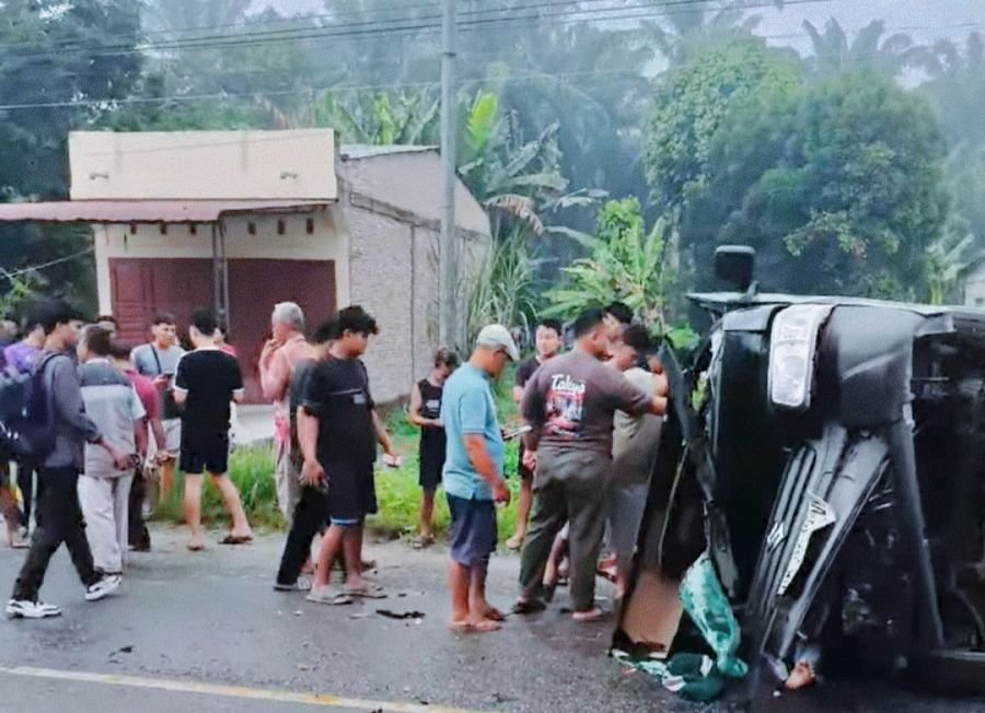 Tabrakan Maut di Jalinsum Gunung Melayu Labura, Satu Pengemudi Tewas di Tempat