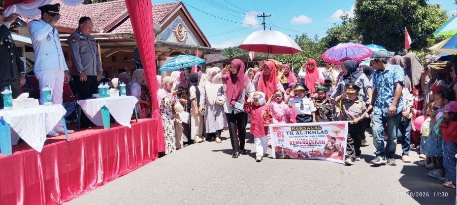 TK Al Ikhlas  Kel. Pardomuan Meriahkan HUT RI 81 di Halaman Kantor Camat dan Karnaval