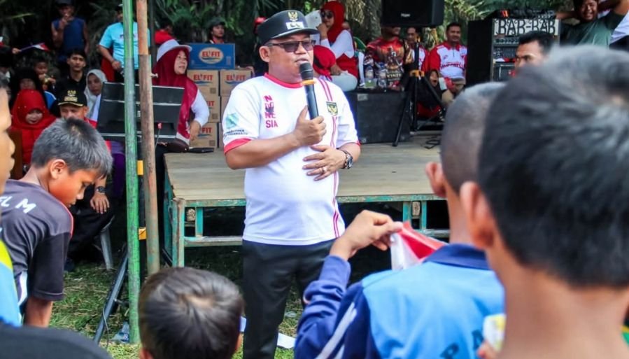 Wabup Labuhanbatu H. Jamri Hadiri Jalan Sehat HUT RI ke-81 di Tanjung Harapan