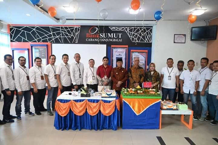 Walikota Tanjungbalai Hadiri HUT Bank Sumut Ke-61