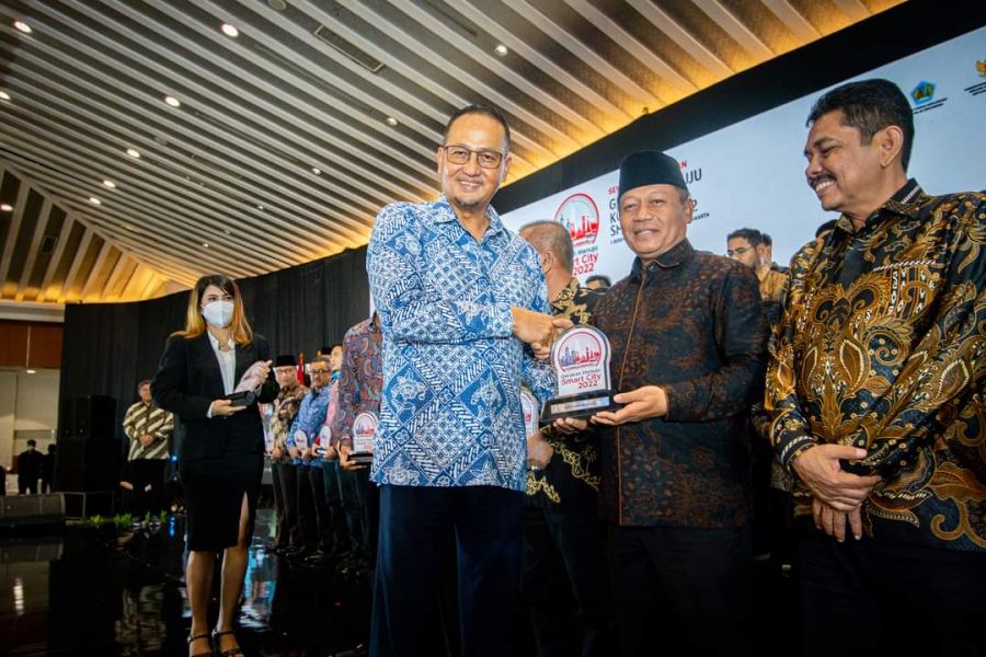 Walikota Waris Haru, Tanjungbalai Raih Penghargaan Smart City 2022