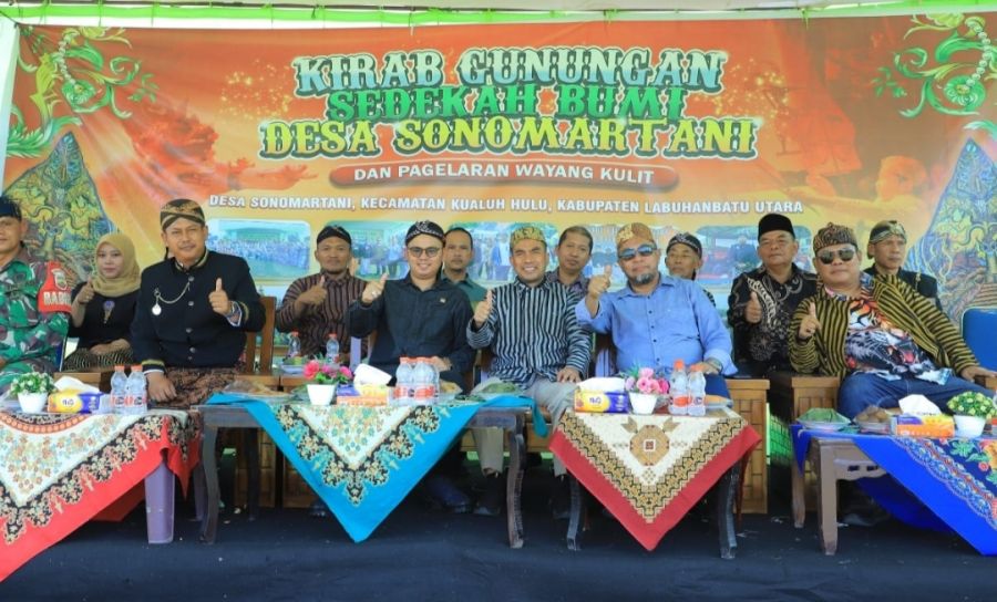 Warga Desa Sonomartani Gelar Kirab Gunungan, Wujud Syukur dan Pelestarian Budaya Lokal