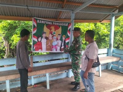 Babinsa Koramil 02/SA Sosialisasikan Nilai Pancasila kepada Warga Sungai Rawa