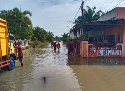 Desa Ledong Barat Asahan Dilanda Banjir, Puluhan Rumah Warga Terendam
