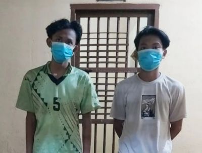 Dua Pemuda ini Terekam CCTV Bobol Grosir, Ya Goollah